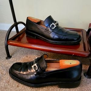 Ferragamo linked loafers